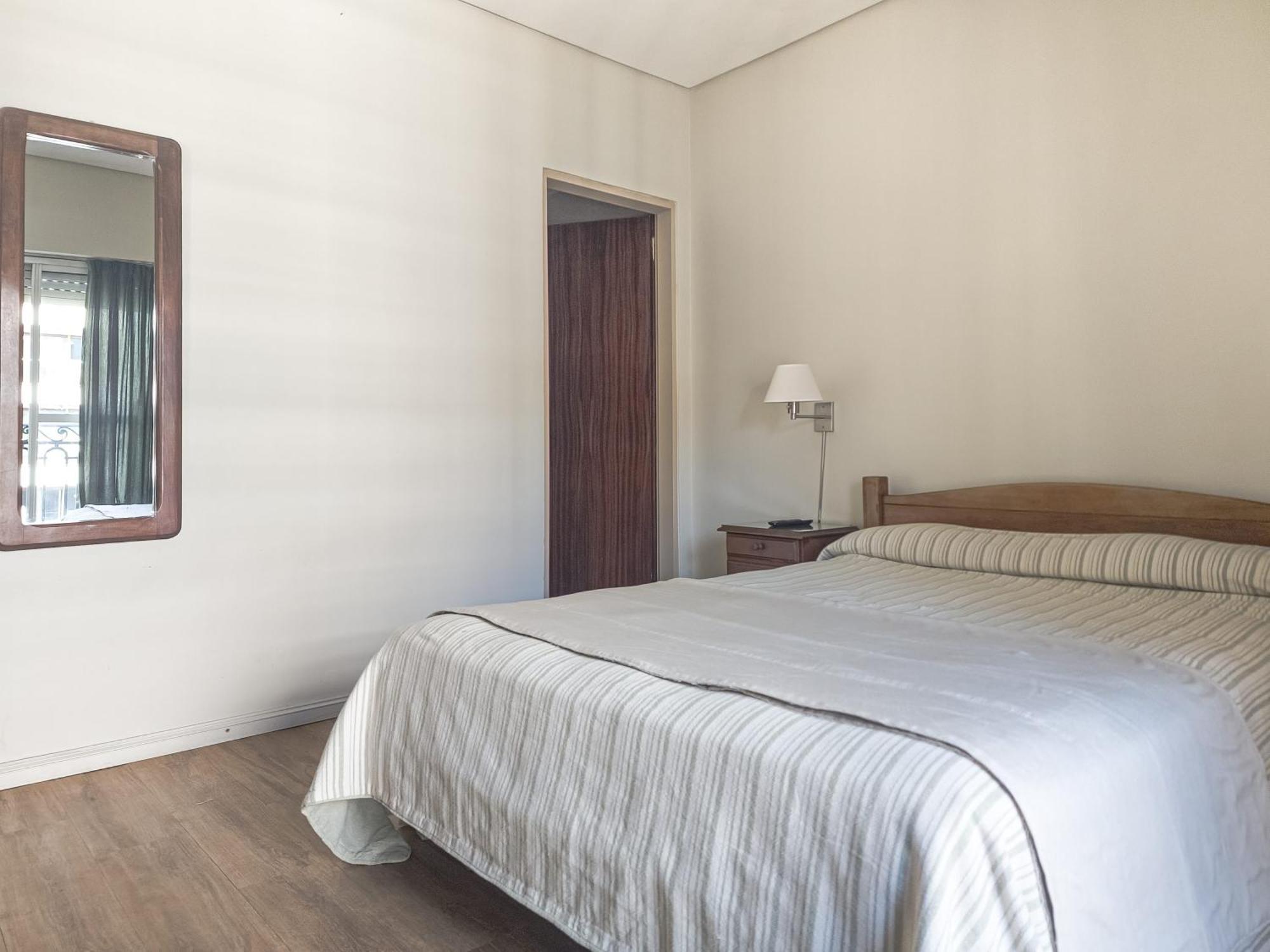 Hotel Marbella Буенос Айрес Екстериор снимка